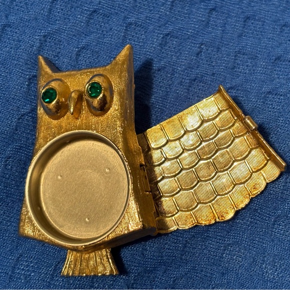 Vintage Avon 60-70s hidden perfume Owl Brooch - Picture 9 of 13